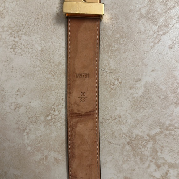 Louis Vuitton Women’s Leather Belt | Monogram Initials - Picture 4 of 15